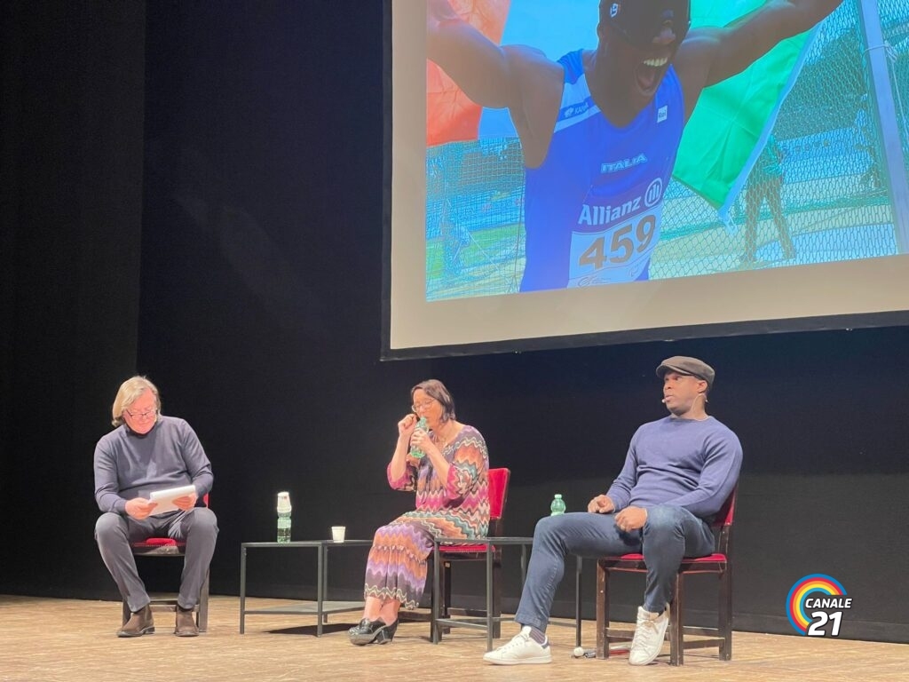 Adriano Panatta intervista al Mercadante i campioni paralimpici Oxana Corso e Oney Tapia