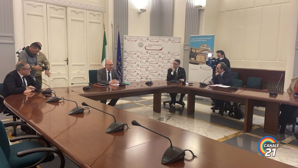 Dalle ore 12 di oggi comincia il periodo che porterà al rinnovo del consiglio della camera di commercio di Napoli