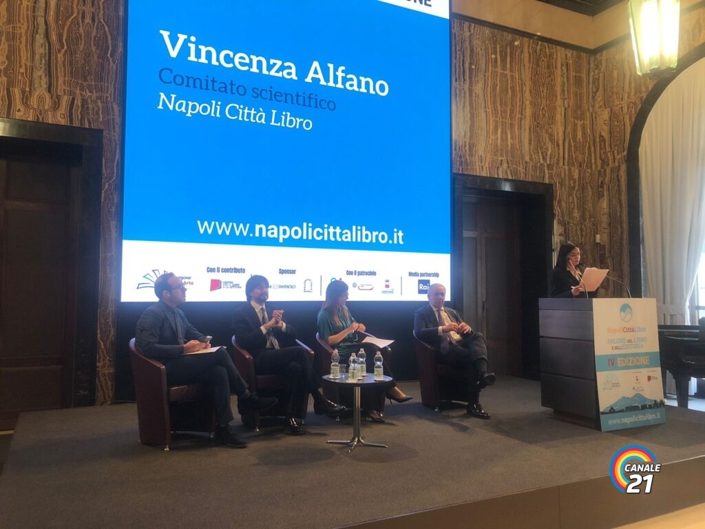 Manca poco meno di un mese all’inaugurazione della quarta edizione di Napoli città libro dal titolo Tempeste