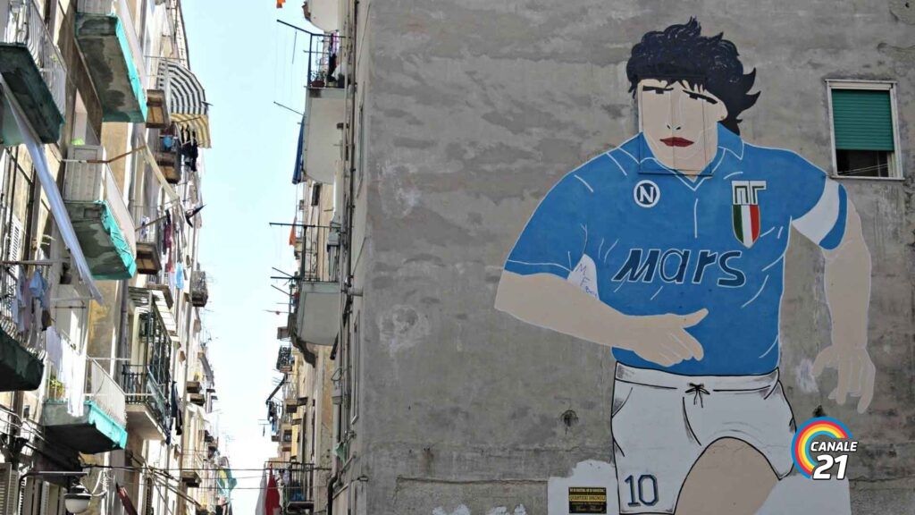 maradona murales dove quartieri spagnoli