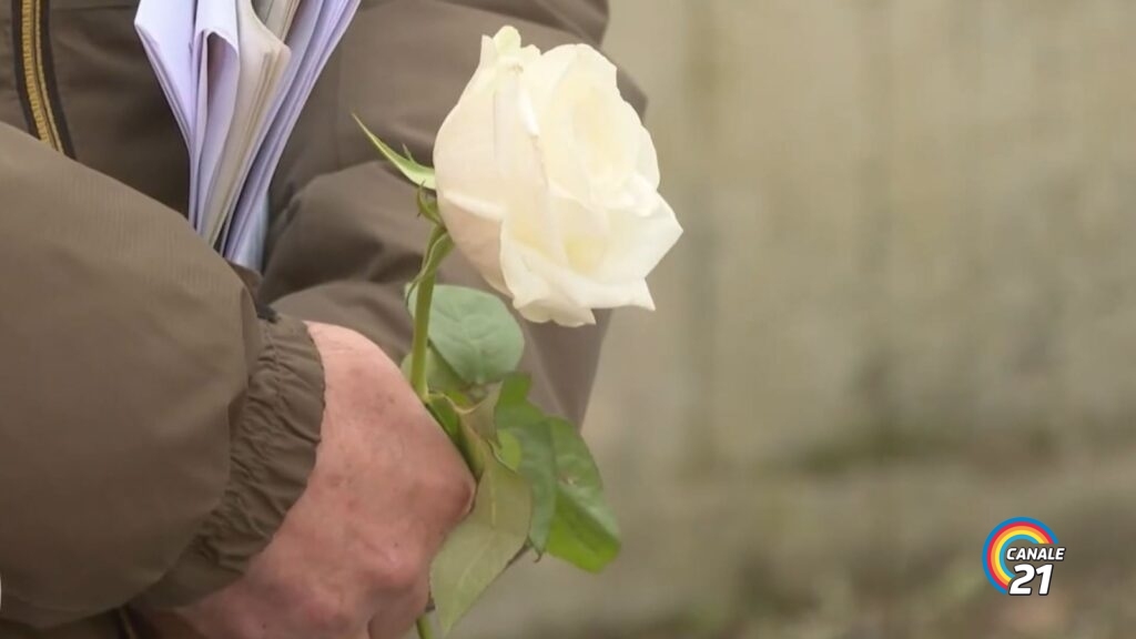 Scarseggiano i posti per le sepolture musulmane e le vittime della tragedia di Cutro attendono un posto. I comuni di Cava de Tirreni e di Sanza aprono le porte dei loro cimiteri.