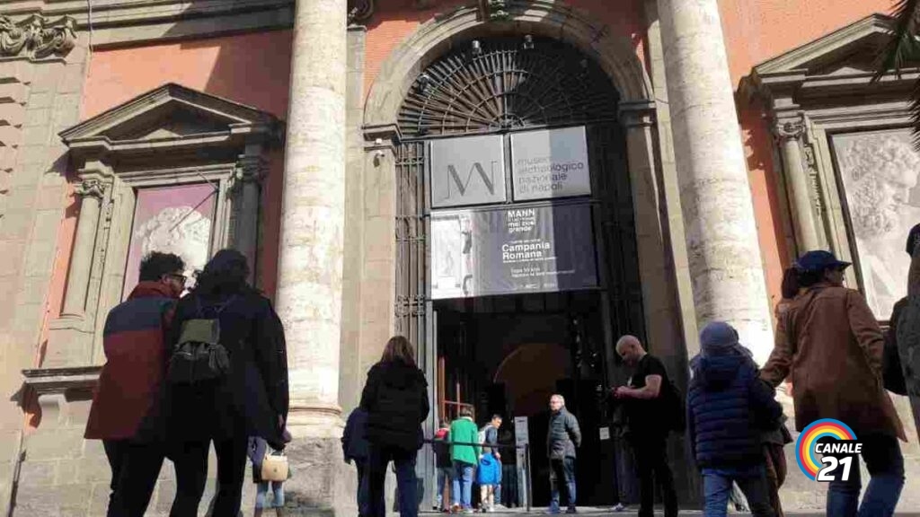 Tutti in fila per i Musei