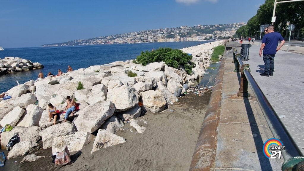 Ponte 2 giugno, tutto esaurito a Napoli