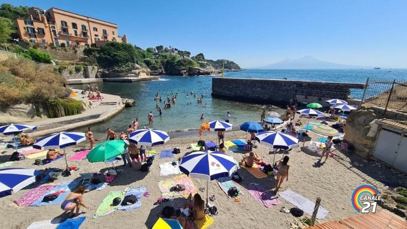 Marechiaro, sequestrato lido abusivo